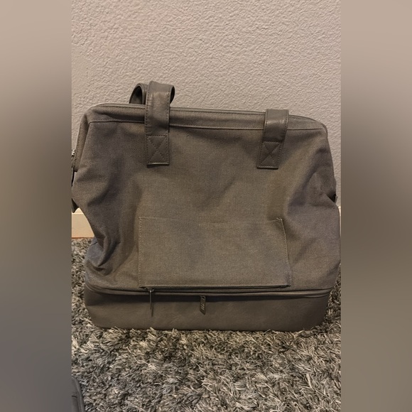 Beis Mini Weekender - Picture 2 of 5